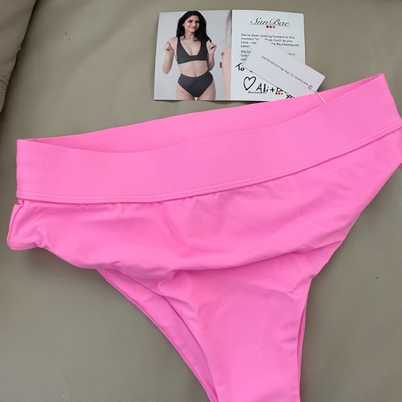 Sun Bae-Candy Bubble gum pink Bikini - Picture 2 of 2